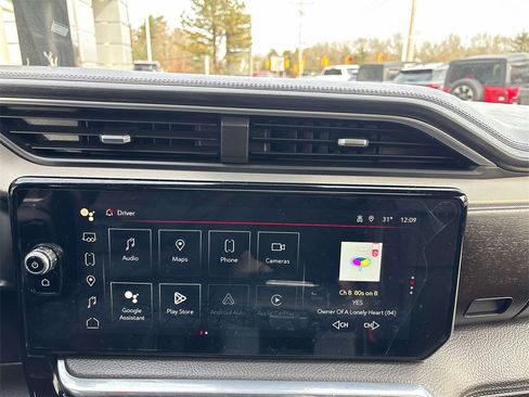 Used 2024 GMC Sierra 2500 Denali w/ Denali Reserve Package image 23