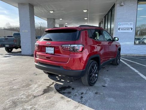New 2026 Jeep Compass Latitude image 5