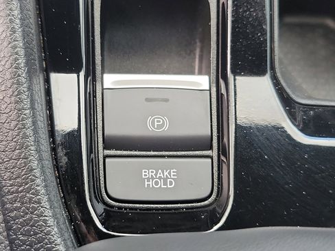 Used 2023 Honda Accord Sport image 29