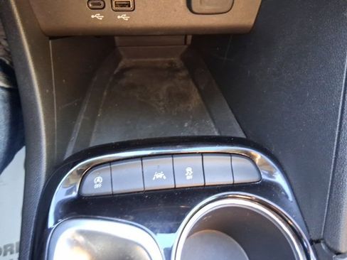 Certified 2025 Buick Encore GX Preferred image 31