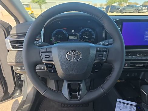 New 2026 Toyota Camry XLE image 15