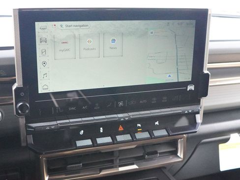 New 2025 GMC Hummer EV 2X w/ LPO, Sport Package image 18