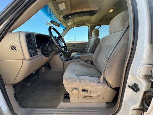 Used 2001 Chevrolet Silverado 1500 LS w/ Off-Road Skid Plate Pkg image 13