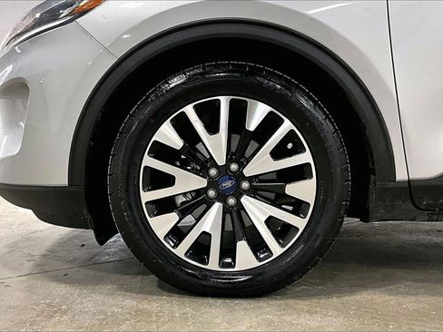 Certified 2020 Ford Escape SE Sport image 9
