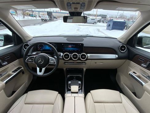 Used 2020 Mercedes-Benz GLB 250 4MATIC image 32