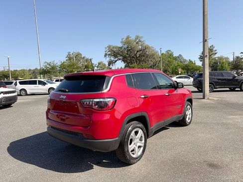 Used 2023 Jeep Compass Sport AWD/4WD image 3