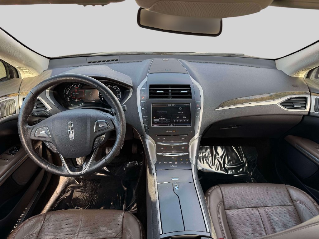 Used 2014 Lincoln MKZ FWD image 10