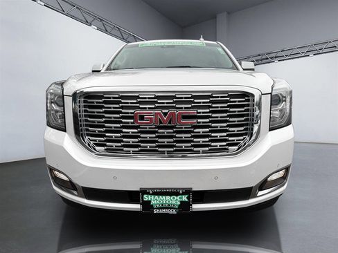 Used 2018 GMC Yukon XL Denali w/ Denali Ultimate Package image 9