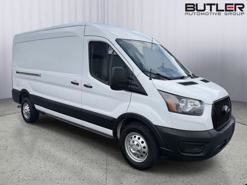 Used 2023 Ford Transit 250 Medium Roof AWD image 8