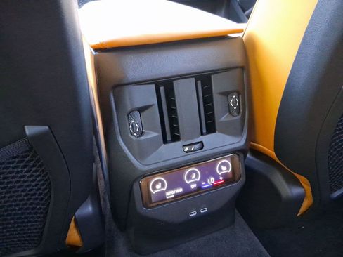 Used 2026 BMW X3 xDrive30 w/ Premium Package image 29