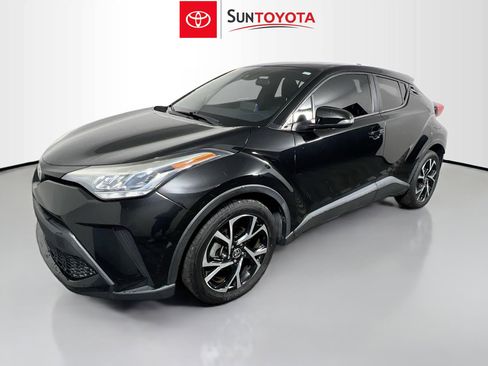 Used 2020 Toyota C-HR XLE image 9