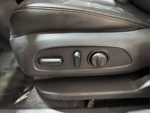 Used 2018 GMC Terrain SLT w/ Preferred Package AWD/4WD image 18