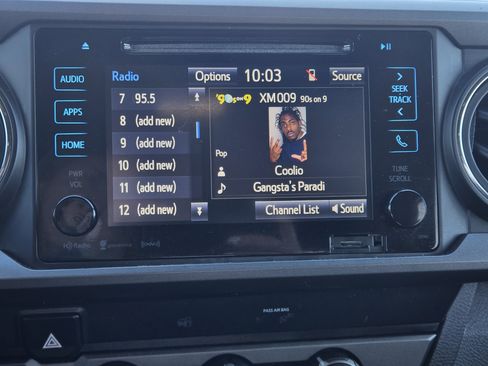 Used 2019 Toyota Tacoma TRD Off-Road w/ Technology Package image 16