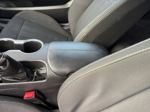 Used 2020 Ford Mustang Coupe image 14