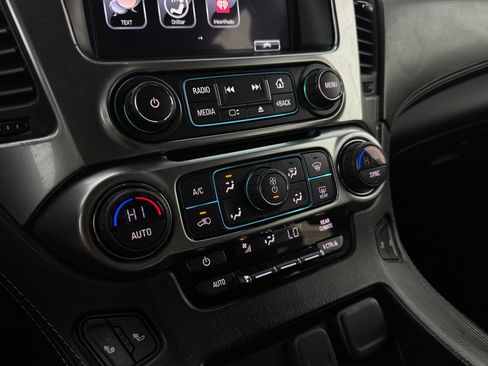 Used 2018 Chevrolet Tahoe LT w/ Luxury Package AWD/4WD image 20
