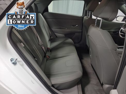 Used 2025 Hyundai Elantra Sport FWD image 25