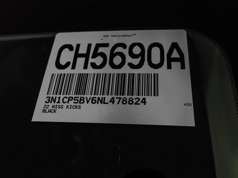 Used 2022 Nissan Kicks S FWD image 52