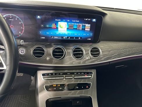 Used 2021 Mercedes-Benz E 350 4MATIC Sedan image 21
