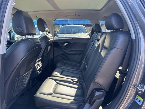 Used 2019 Audi Q7 3.0T Prestige image 11
