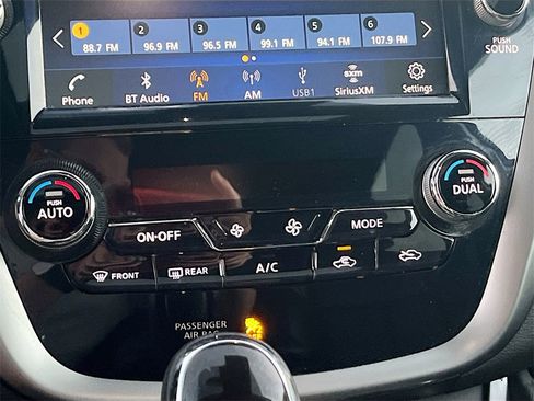 Used 2024 Nissan Murano SL image 15