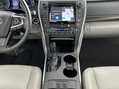 Used 2017 Toyota Camry XLE w/ Advanced Technology Package FWD image 23