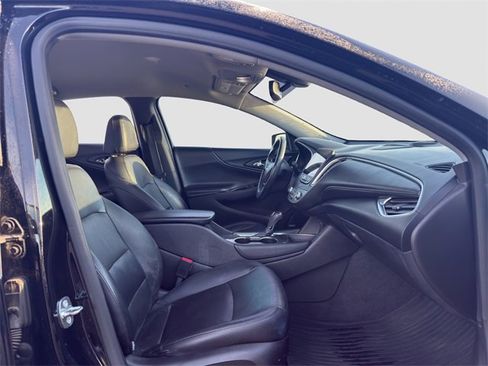 Used 2016 Chevrolet Malibu LT w/ Leather Package image 17