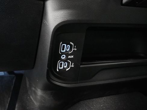New 2026 RAM 3500 Tradesman AWD/4WD image 24