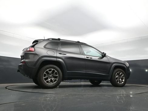Used 2021 Jeep Cherokee Trailhawk w/ Trailer Tow Group AWD/4WD image 29
