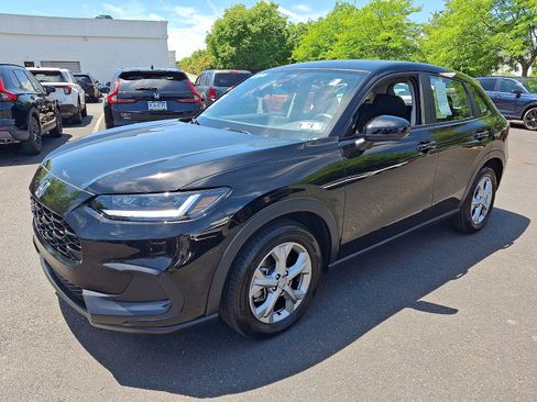 Used 2025 Honda HR-V LX image 3