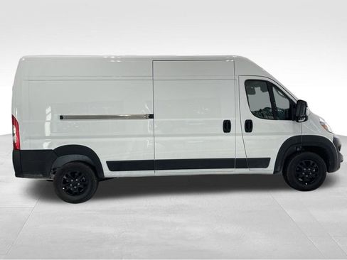 New 2025 RAM ProMaster 2500 w/ Quick Order Package 22H SLT+ image 8