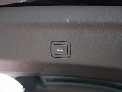 New 2026 GMC Yukon XL Elevation w/ Elevation Premium Package image 21