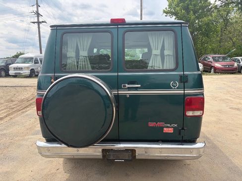 Used 1995 GMC G2500 Vandura RWD image 4