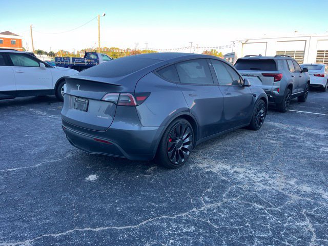 Used 2023 Tesla Model Y Performance AWD/4WD image 2