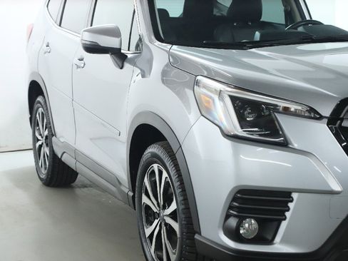 Certified 2023 Subaru Forester Limited image 8