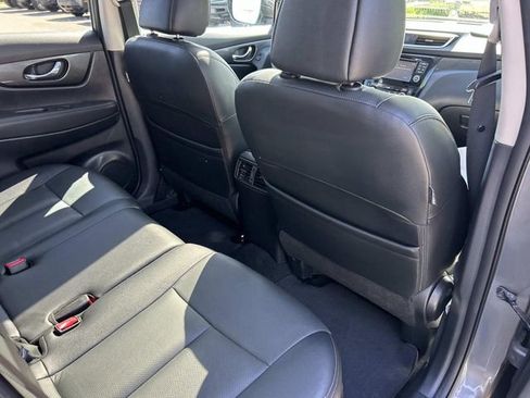 Used 2016 Nissan Rogue SL w/ SL Premium Package AWD/4WD image 26