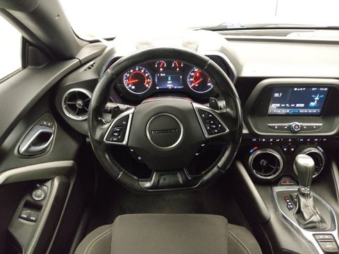 Used 2018 Chevrolet Camaro LT RWD image 22