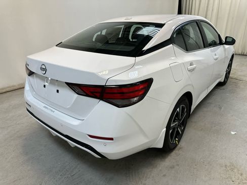 New 2025 Nissan Sentra SV w/ All-Weather Package image 10