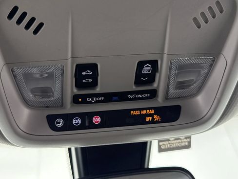 Used 2022 Chevrolet Malibu LT FWD image 13