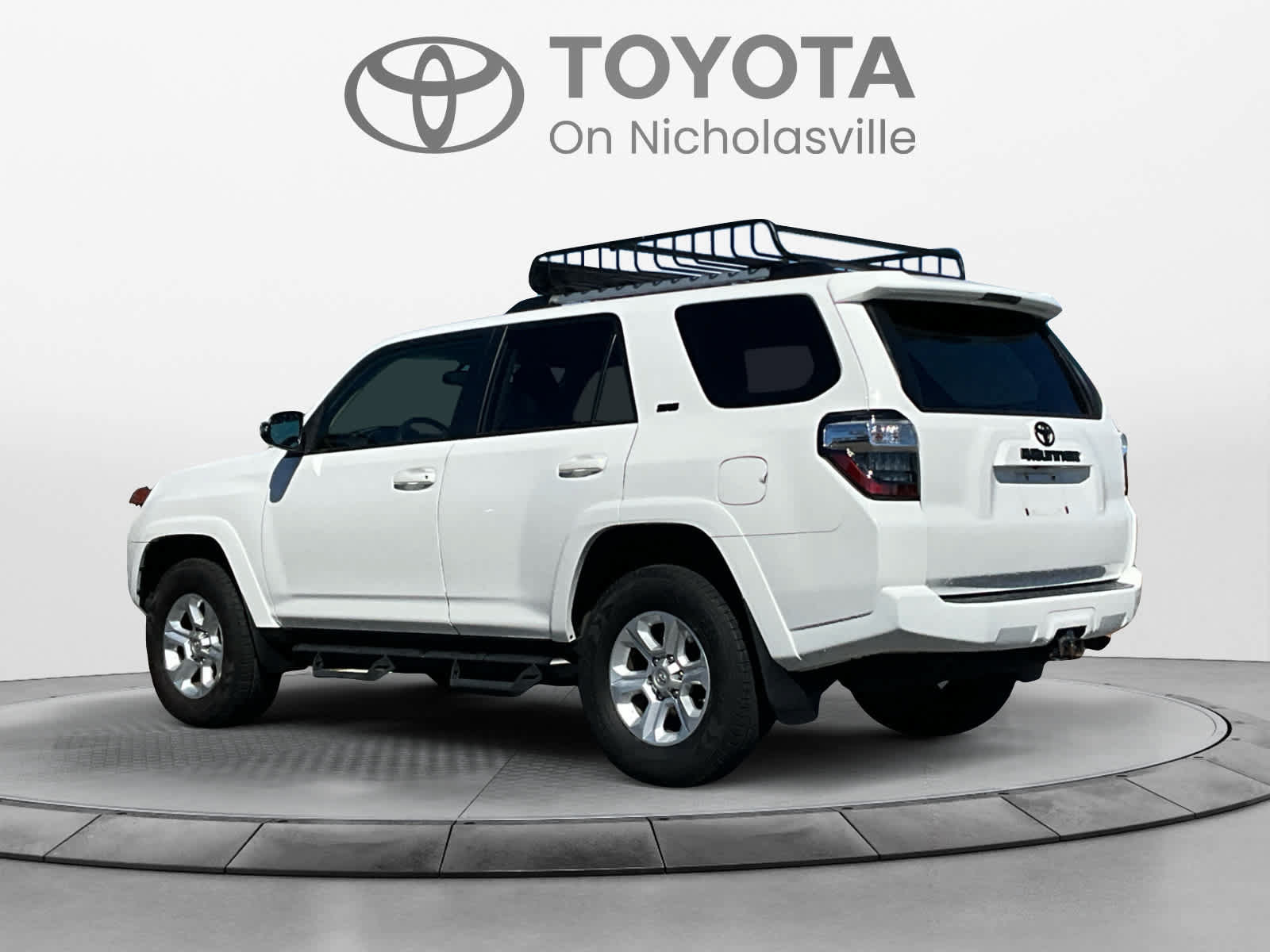 Used 2019 Toyota 4Runner SR5 Premium AWD/4WD image 3
