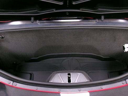 New 2026 Chevrolet Corvette E-Ray w/ Stealth Interior Trim Package AWD/4WD image 9