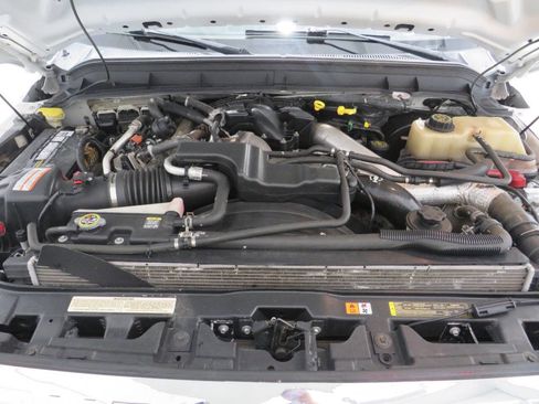 Used 2012 Ford F350 XLT w/ Snow Plow Prep Pkg image 24