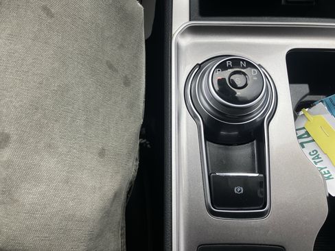 Certified 2024 Ford Edge SEL image 25