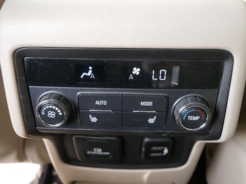 Used 2017 GMC Acadia Denali w/ Technology Package AWD/4WD image 14