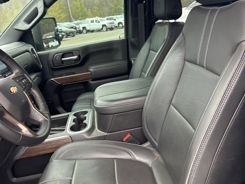 Used 2023 Chevrolet Silverado 2500 High Country w/ Z71 Off-Road Package image 21