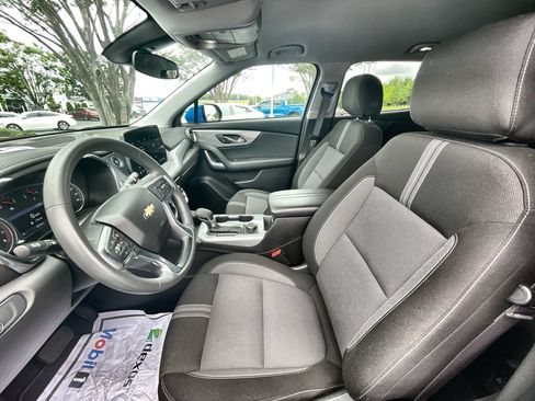 Used 2024 Chevrolet Blazer LT AWD/4WD image 19
