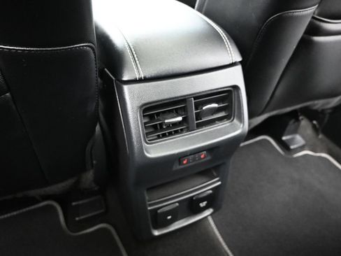 Used 2019 Ford Edge ST w/ Equipment Group 401A AWD/4WD image 22