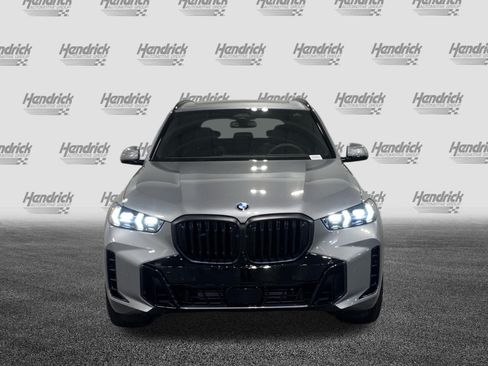 Certified 2026 BMW X5 xDrive40i w/ M Sport Package AWD/4WD image 2