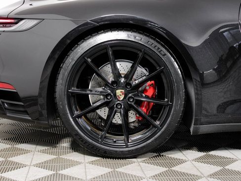 Used 2024 Porsche 911 Carrera 4S image 41