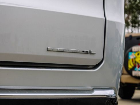 Used 2023 Jeep Wagoneer L Series II image 7