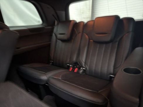 Used 2017 Mercedes-Benz GLS 450 4MATIC image 24